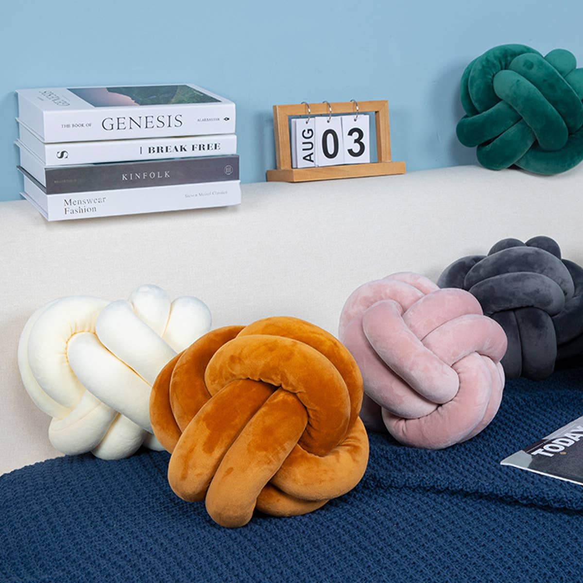 KNOT WITH TWO STRANDS OF ROPE PILLOW CUSHION_CWMM0859: NAVY / (OS) 1