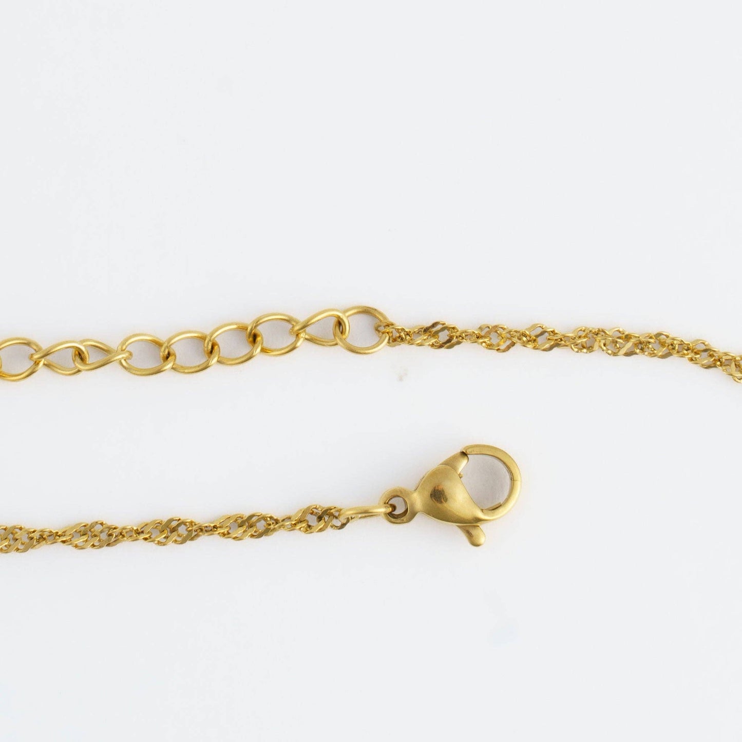 Narelle Waterproof Twisted Chain Necklace: Yellow Gold