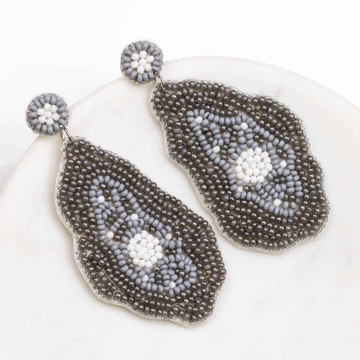 Oyster Beaded Earrings   Gray/Cream   2.5"