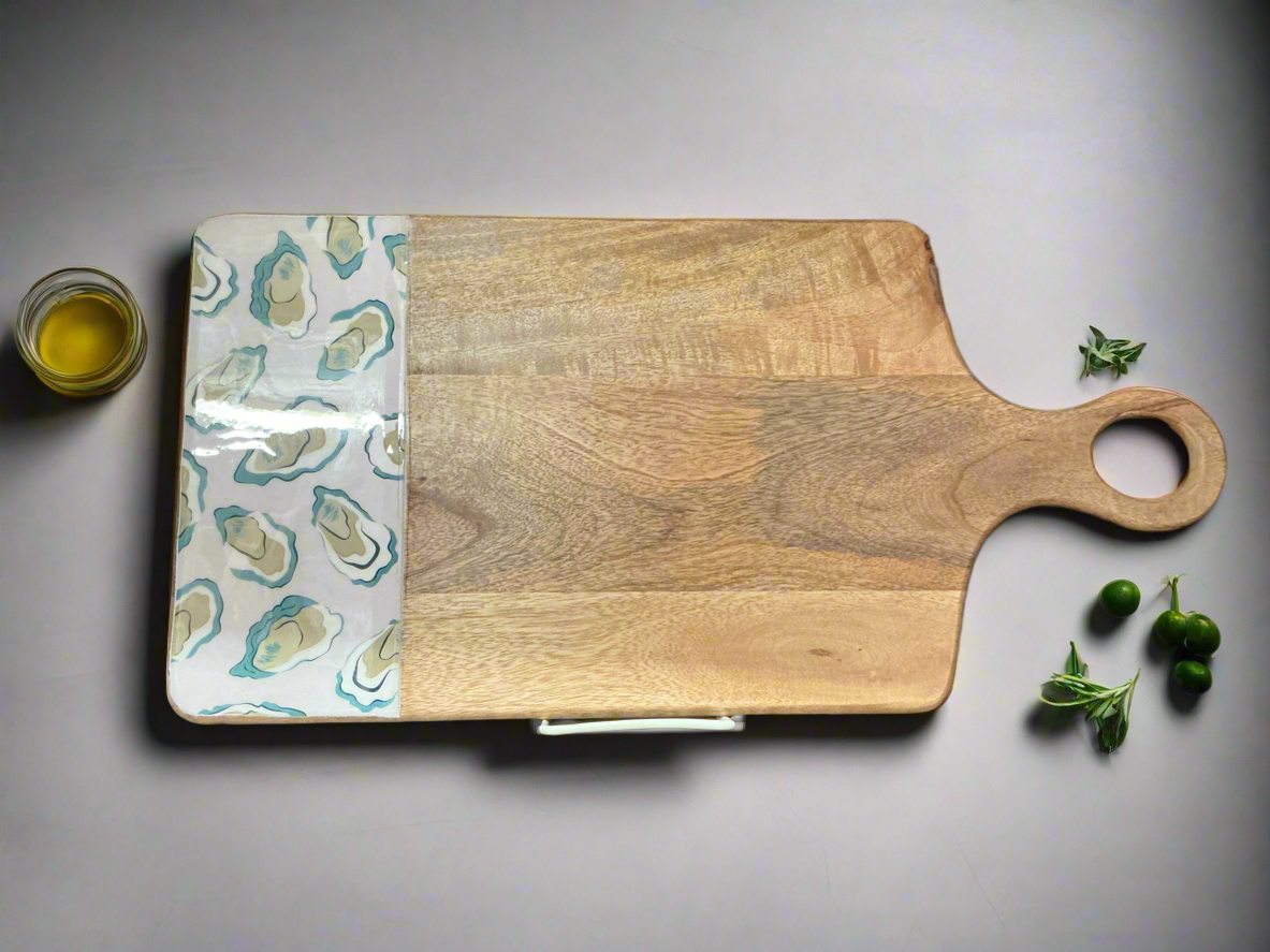 Oyster cutting board