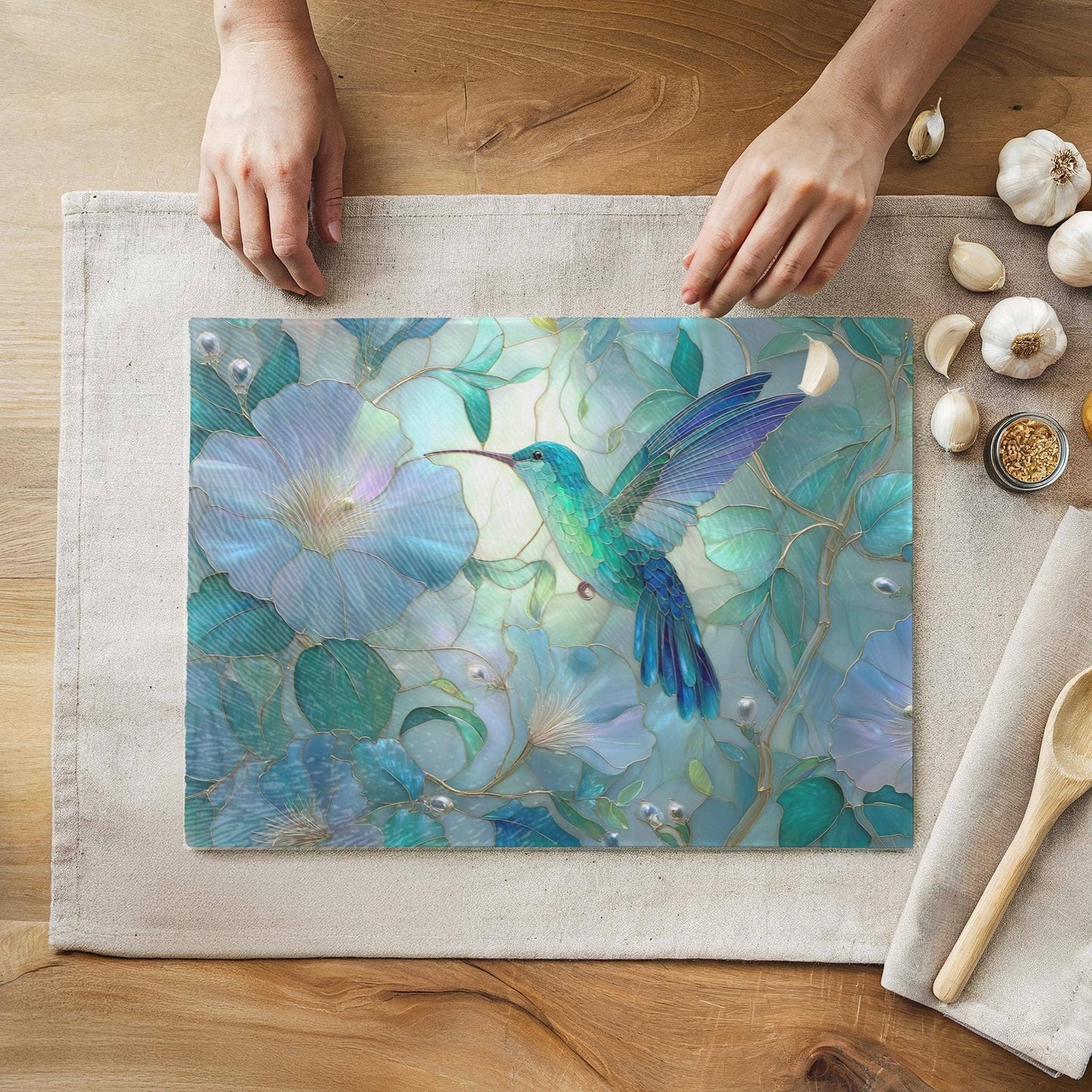 Hummingbird Tempered Glass Cutting Board & Serving Tray: 8x11 inch