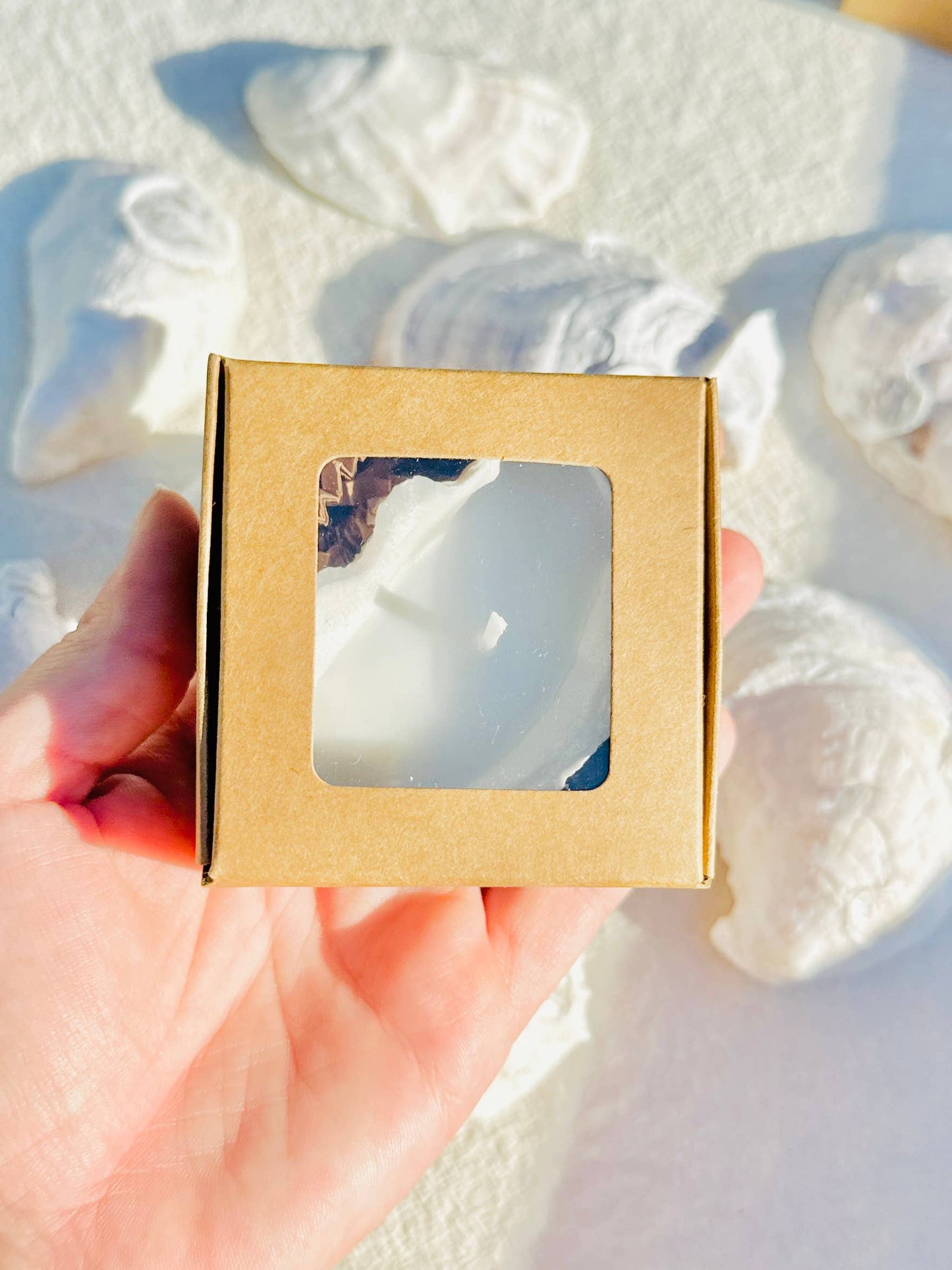 SINGLE Scented Novelty Oyster Shell Coastal Cottage