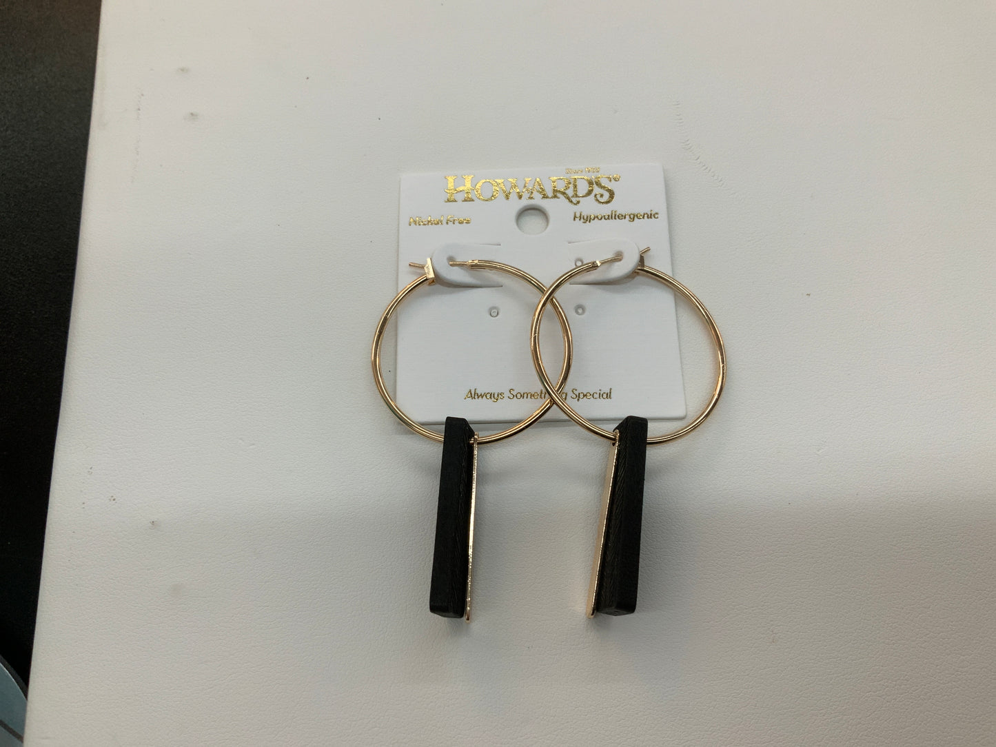 Howard’s dangle hoops