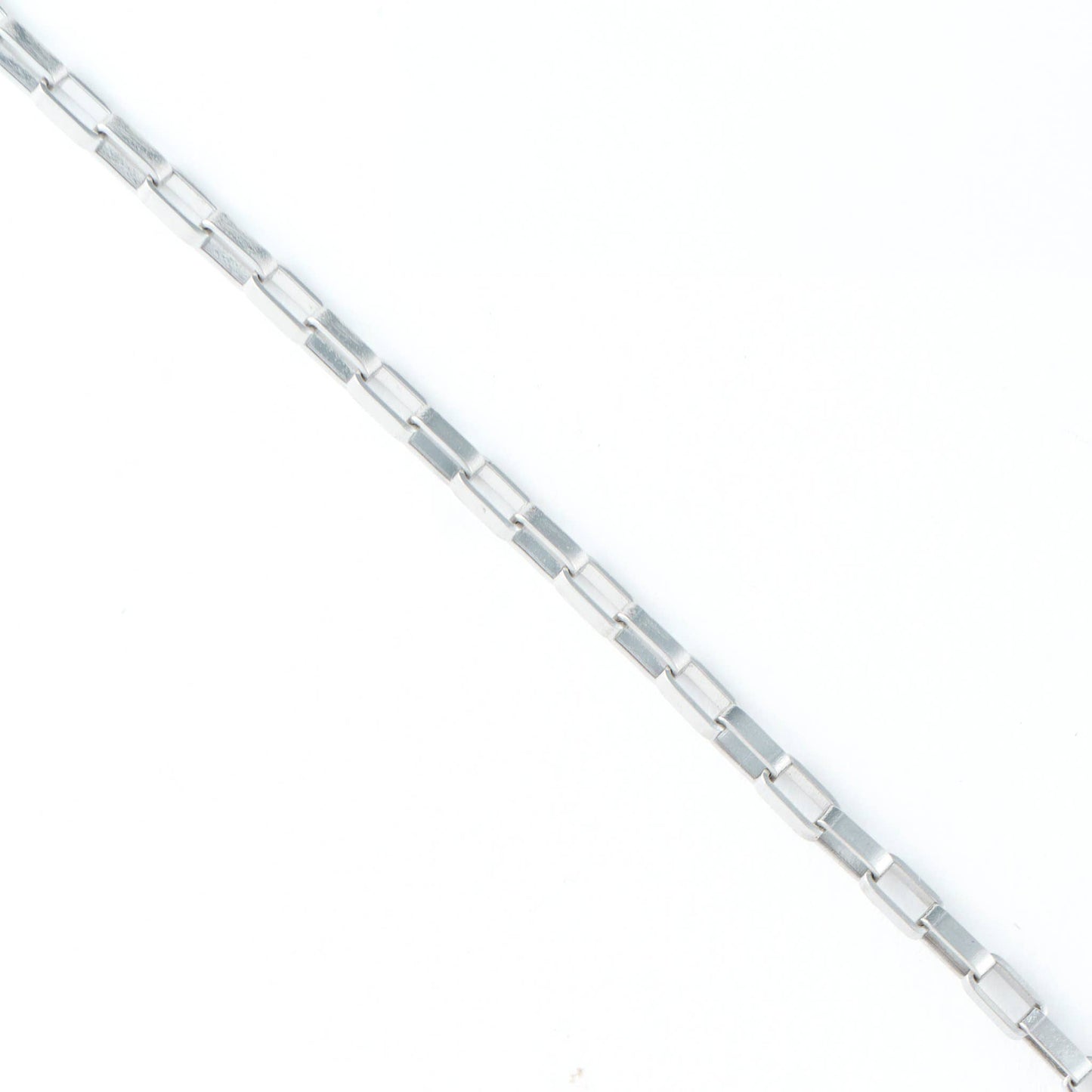 Narelle Waterproof 18" Box Chain Necklace: Yellow Gold