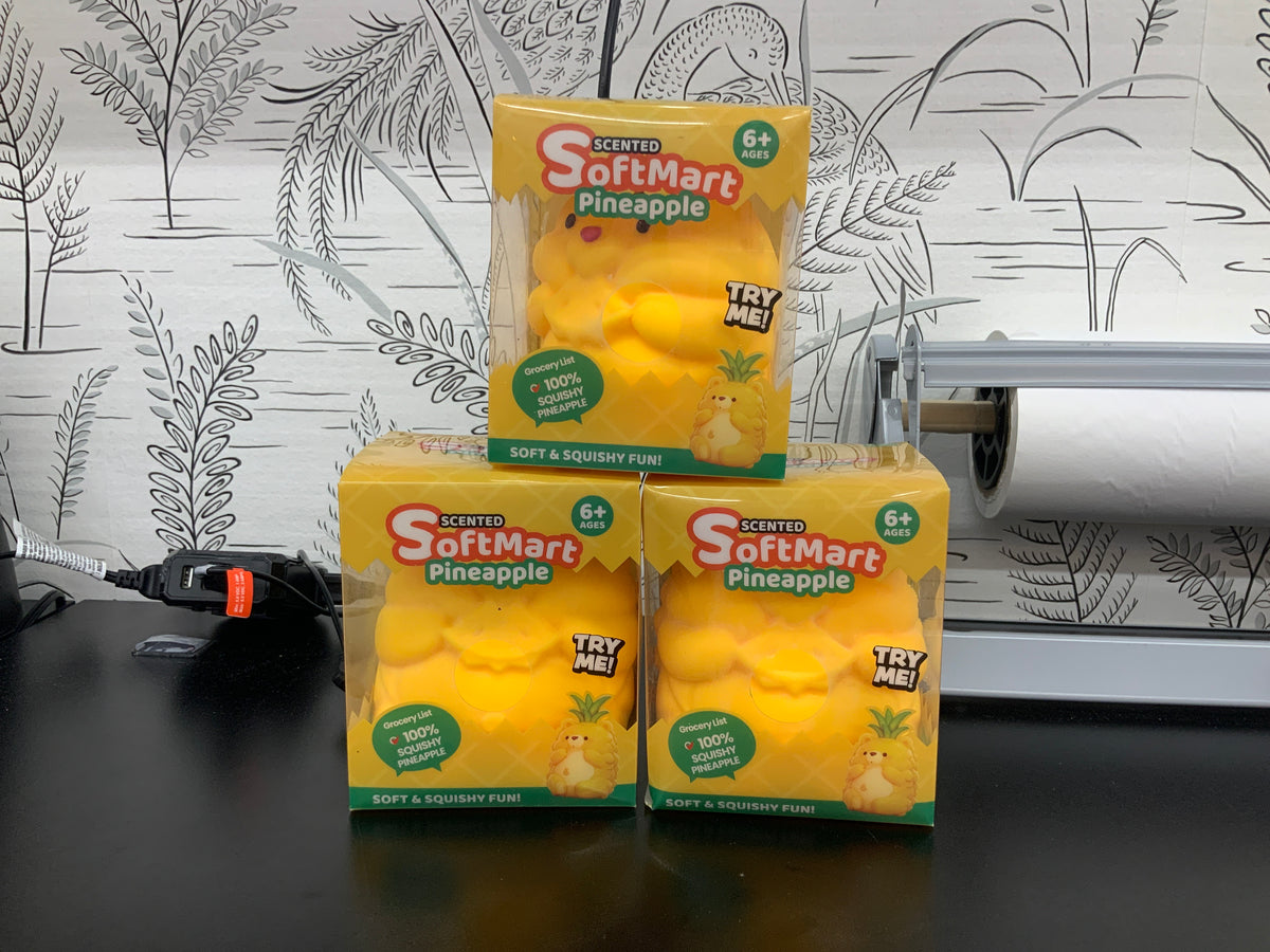Softmart pineapple squishy