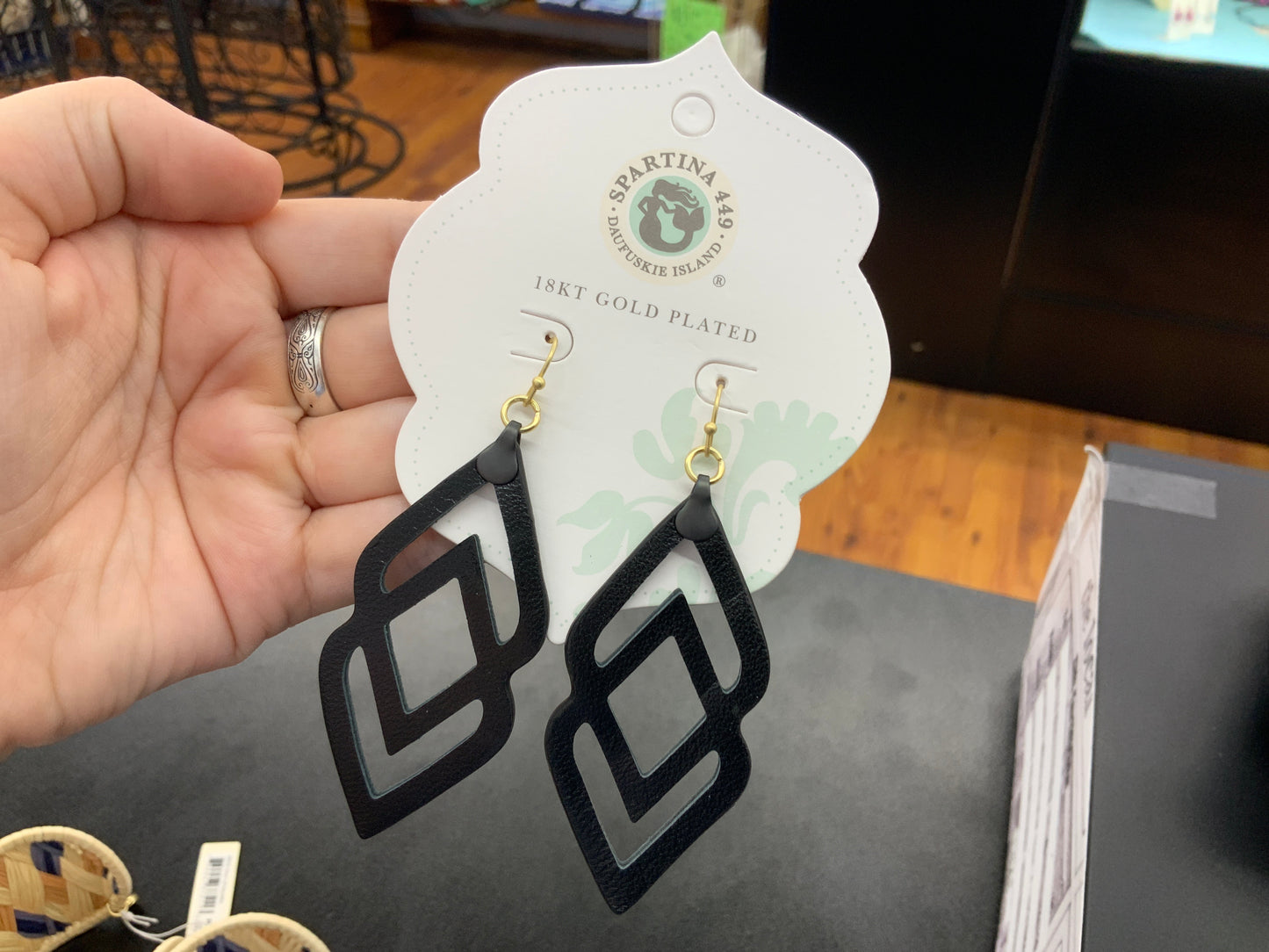 Deco drama spartina earrings
