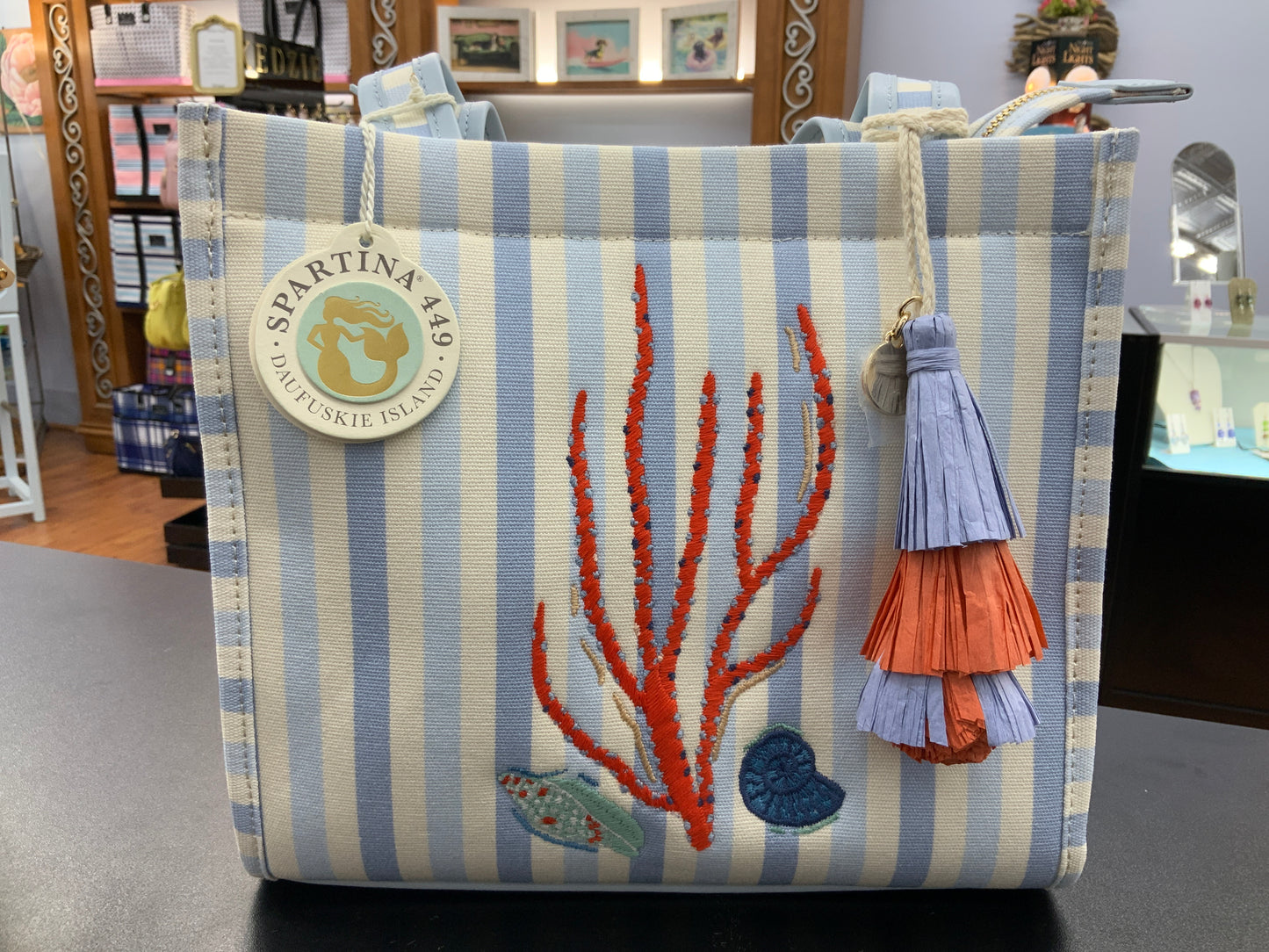 Spartina box tote resort sea life