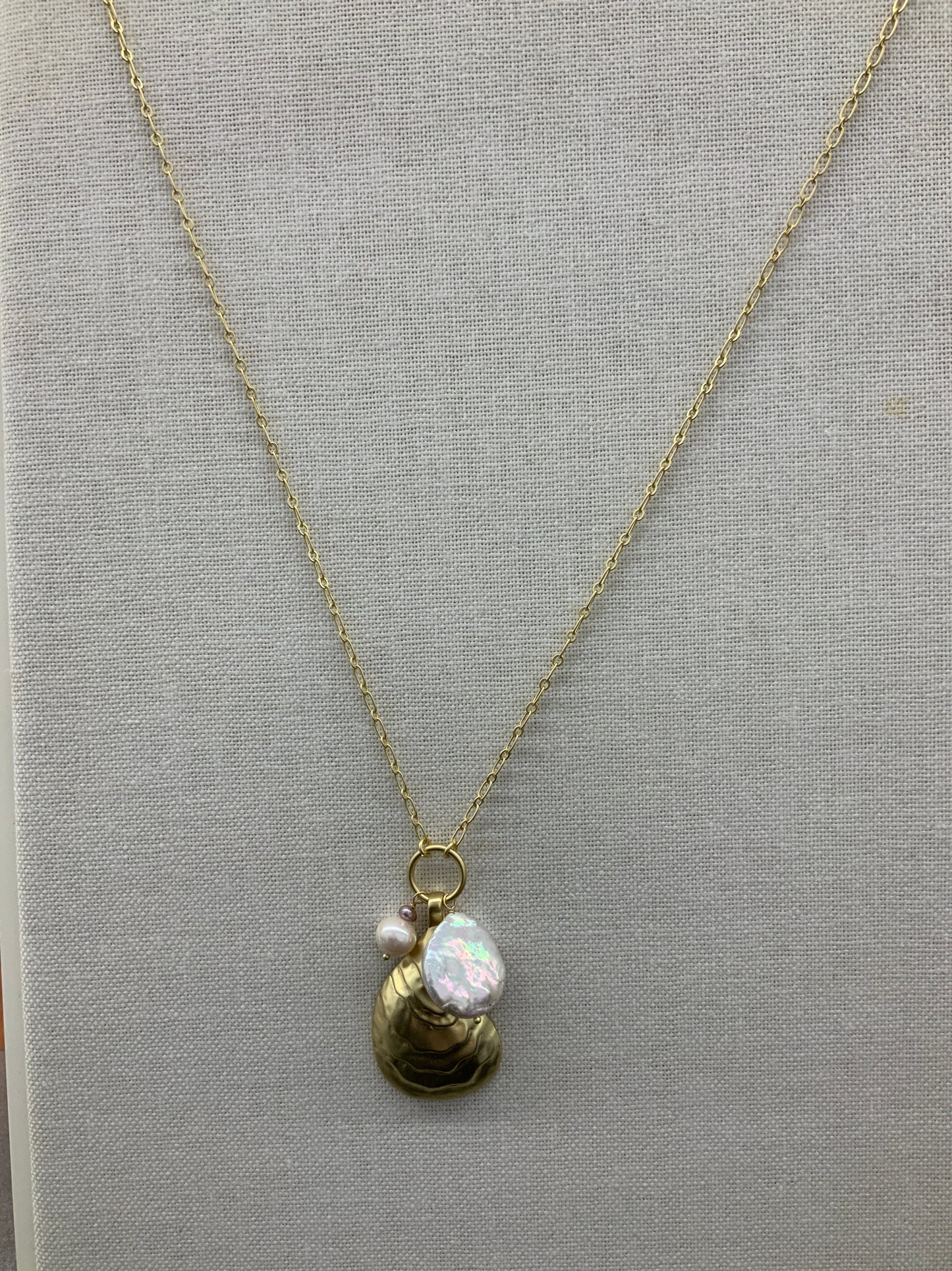 Spartina oyster necklace with pearl