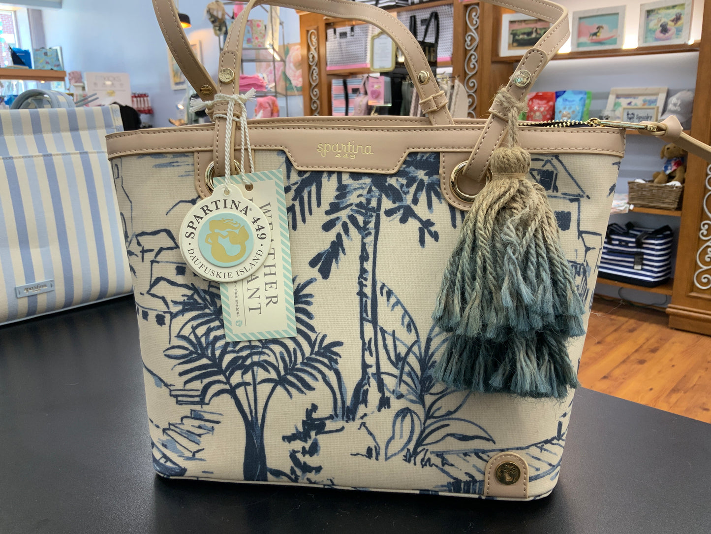 Spartina raise seascape island tote