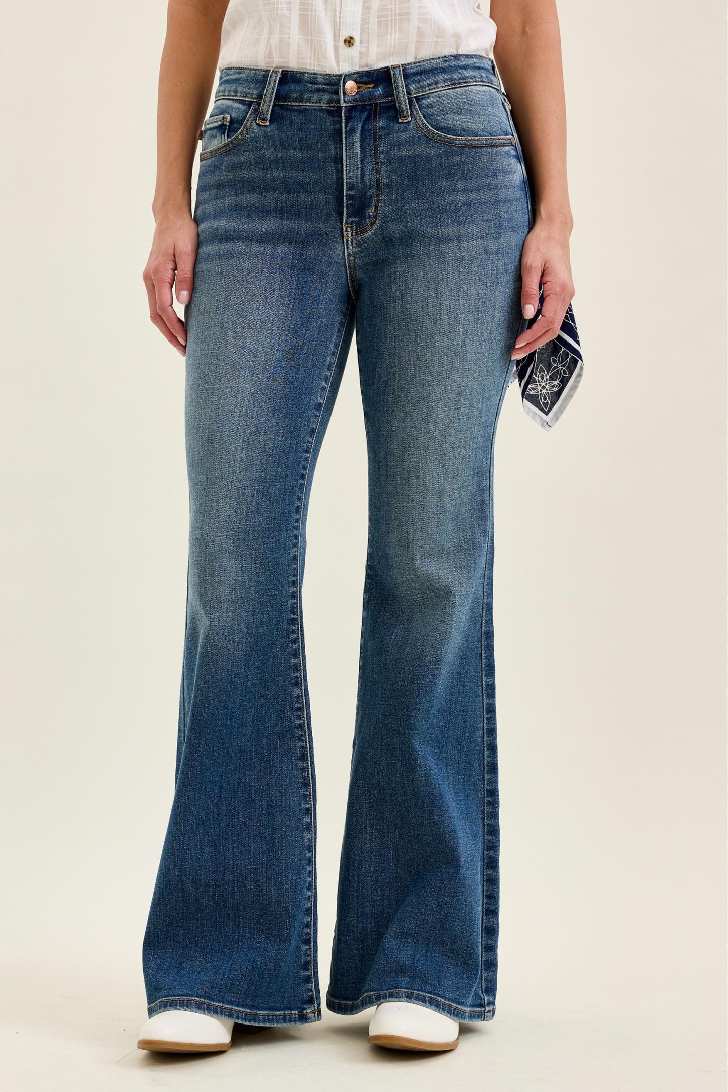Judy blue mid rise Jaqueline flare denim jeans