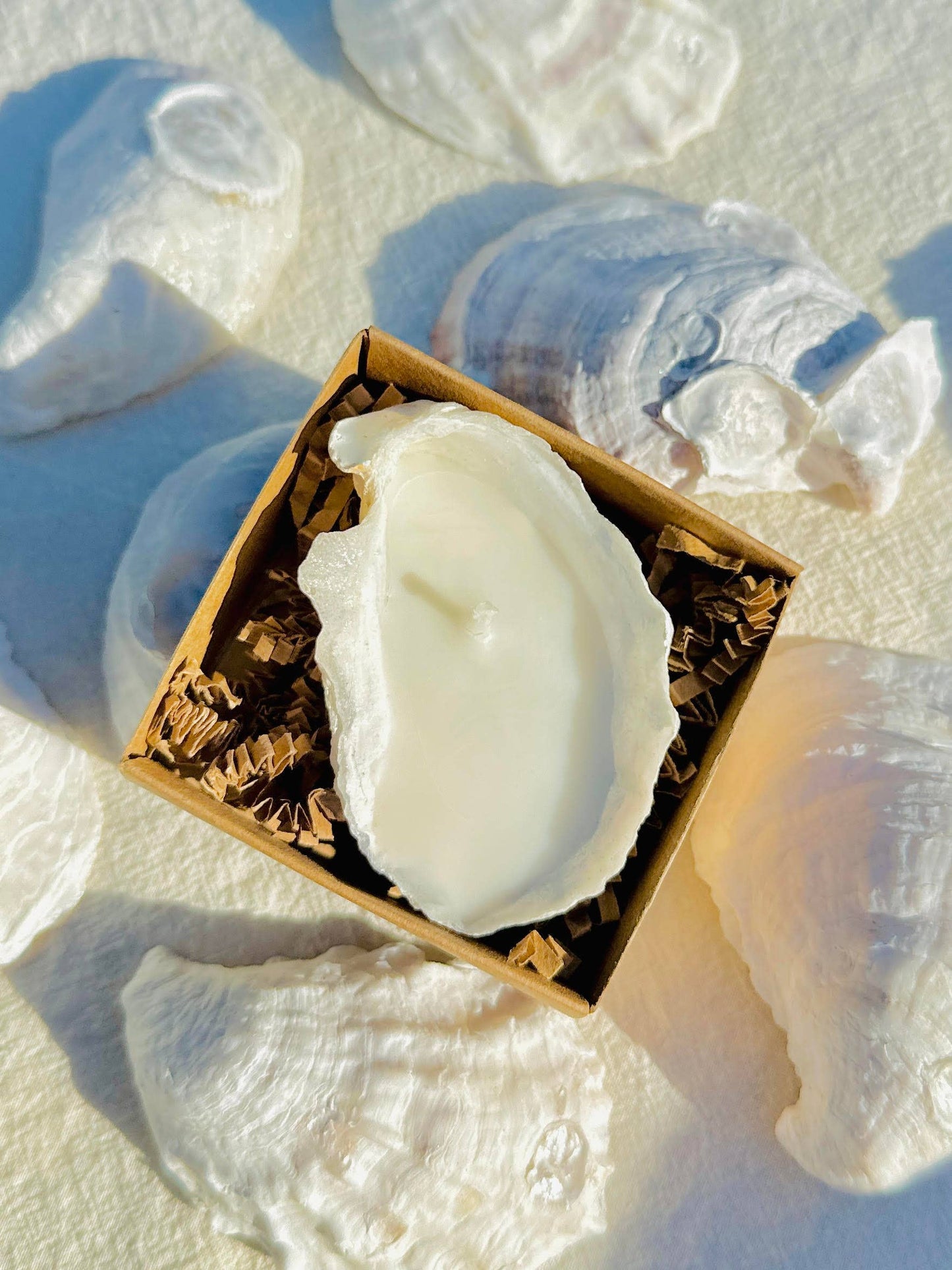 SINGLE Scented Novelty Oyster Shell Coastal Cottage