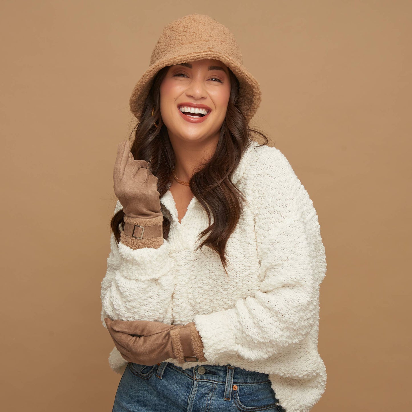 Morgan Teddy Bear Winter Bucket Hat: Jet